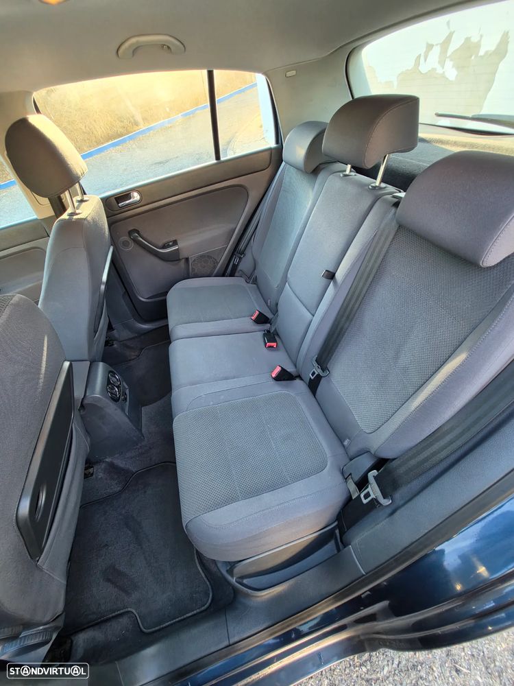 VW Golf Plus - 11