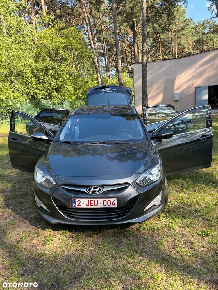 Hyundai i40 - 1