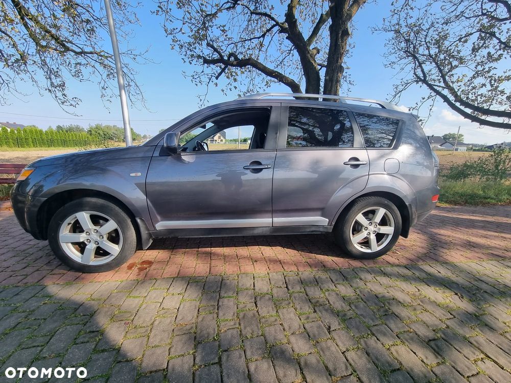 Mitsubishi Outlander 2.0 DID Invite SE - 19
