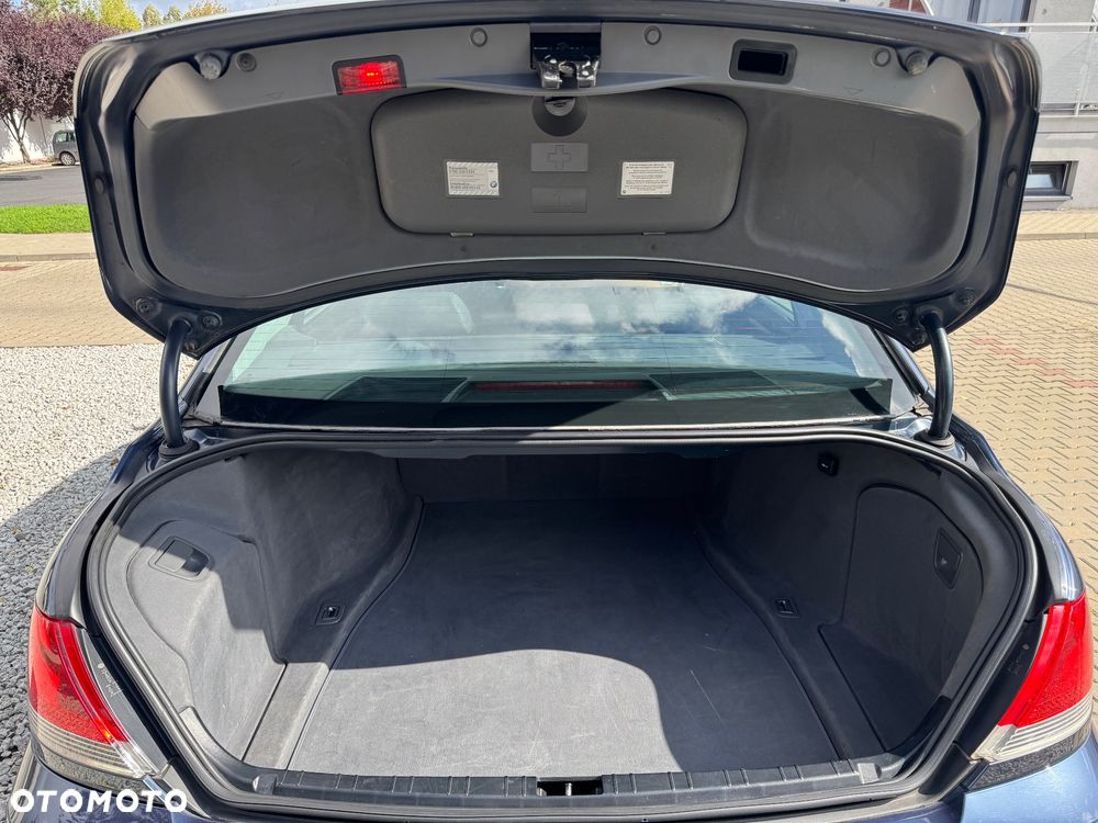 BMW Seria 7 745i - 20