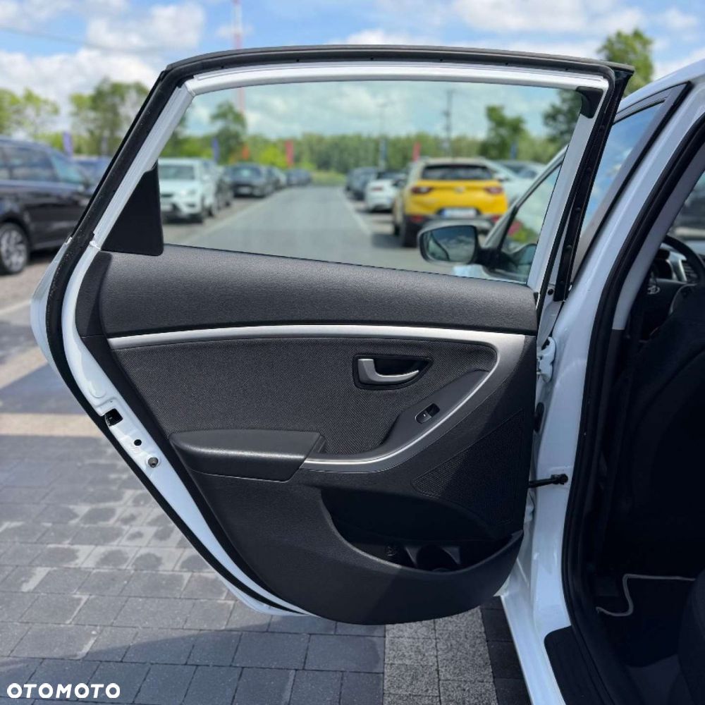 Hyundai i30 - 17
