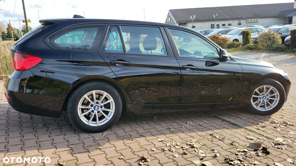 BMW Seria 3 316d - 17