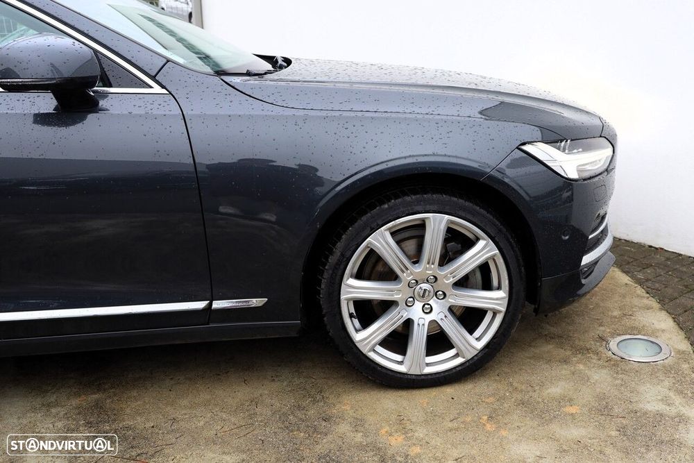 Volvo S90 2.0 D5 Inscription AWD Geartronic - 4