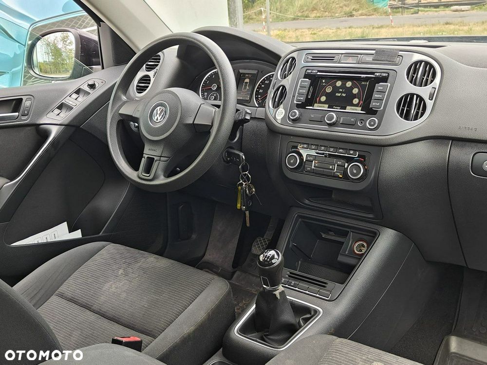 Volkswagen Tiguan - 12