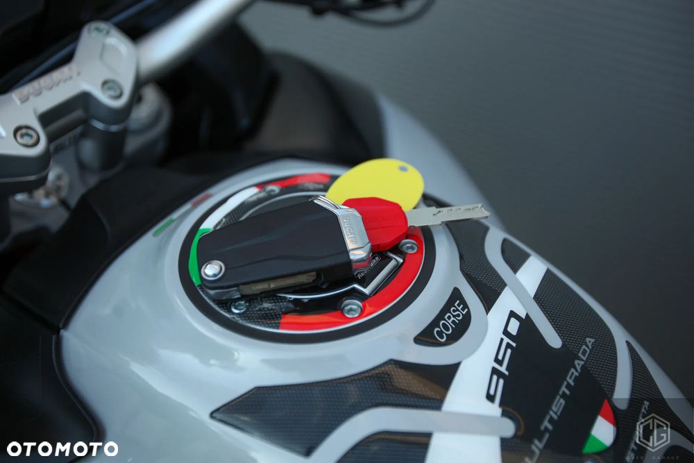 Ducati Multistrada - 28