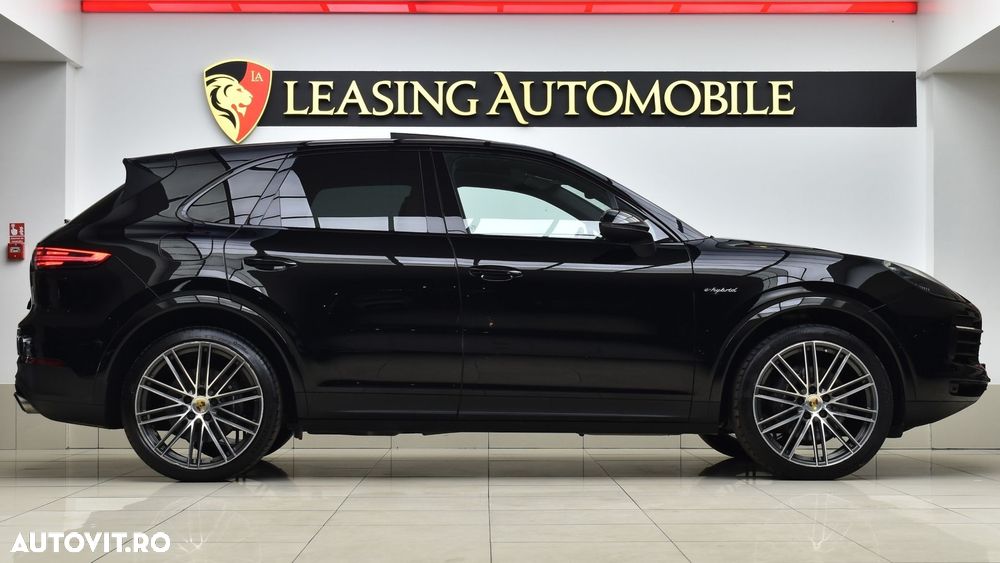 Porsche Cayenne E-Hybrid Tiptronic S Platinum Edition - 6