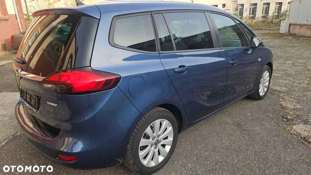 Opel Zafira Tourer 1.4 Turbo drive - 14