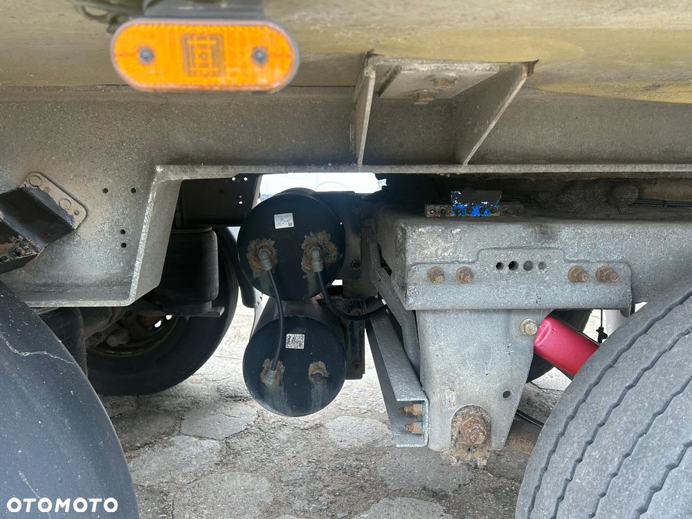 Schmitz Cargobull SKO 18 Z WINDĄ THERMO KING SL-100e / 2 OSIE / 22 PALETY / OŚ SKRĘTNA / ROLETA / SKRĘTNA OŚ NA OBROTNICY / IDEALNA POD DYSTRYBUCJĘ / ŚWIETNIE ZWROTNA KRÓTKA NACZEPA !! - 22