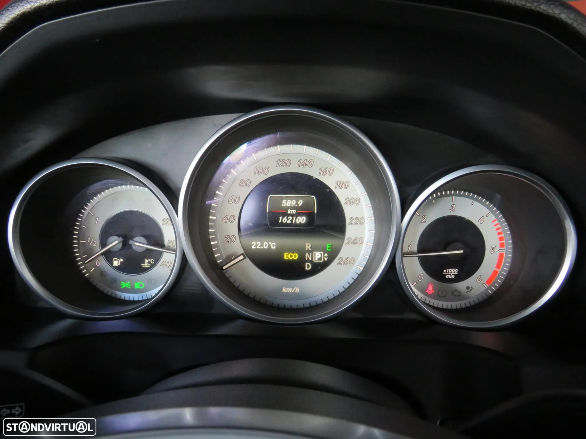 Mercedes-Benz E 220 CDi BlueEfficiency Auto - 24