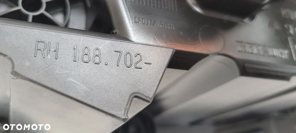 LAMPA PRZÓD PRAWA ZWYKŁA RENAULT TRAFIC III 2014- 260108047R - 13