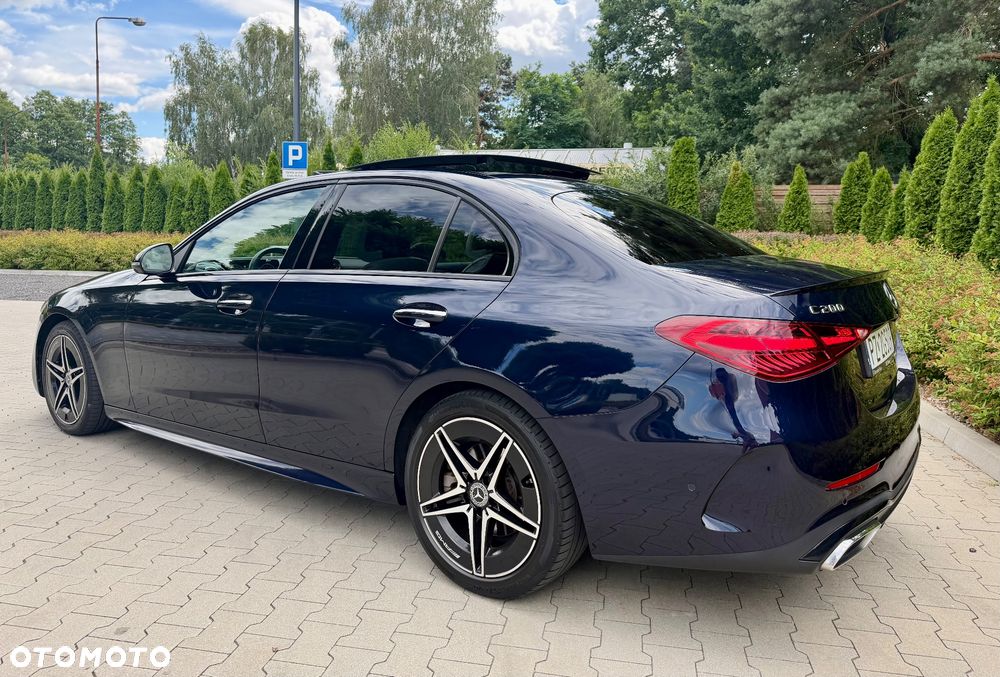 Mercedes-Benz Klasa C 200 mHEV 4-Matic AMG - 17