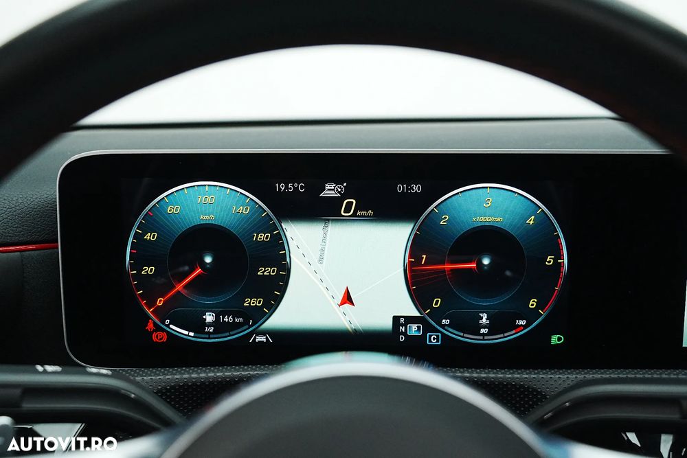 Mercedes-Benz A 180 d 7G-DCT AMG Line - 32