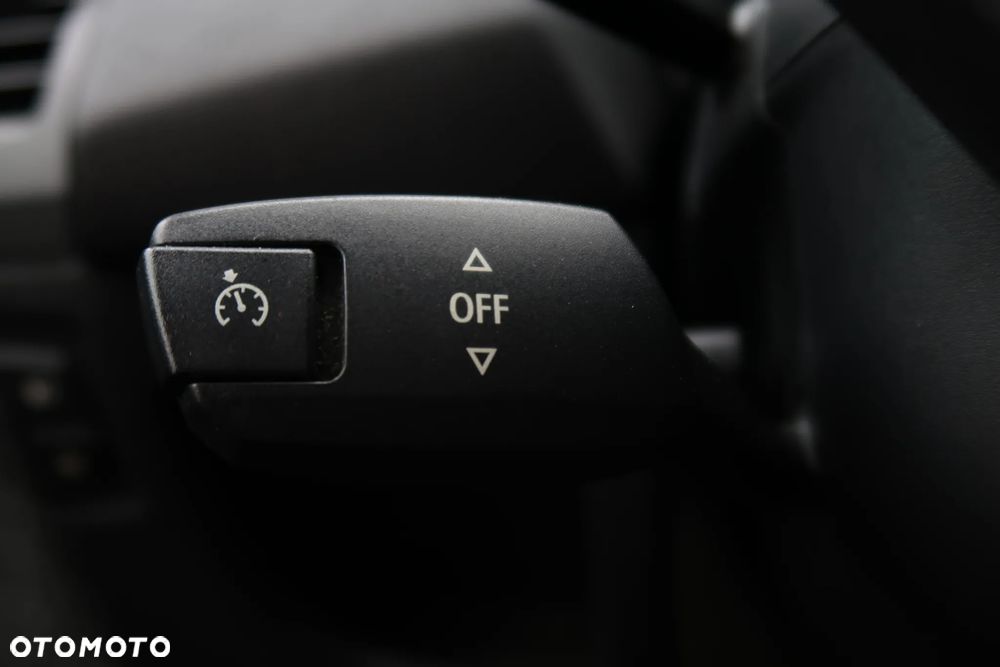 BMW Seria 1 116i - 28