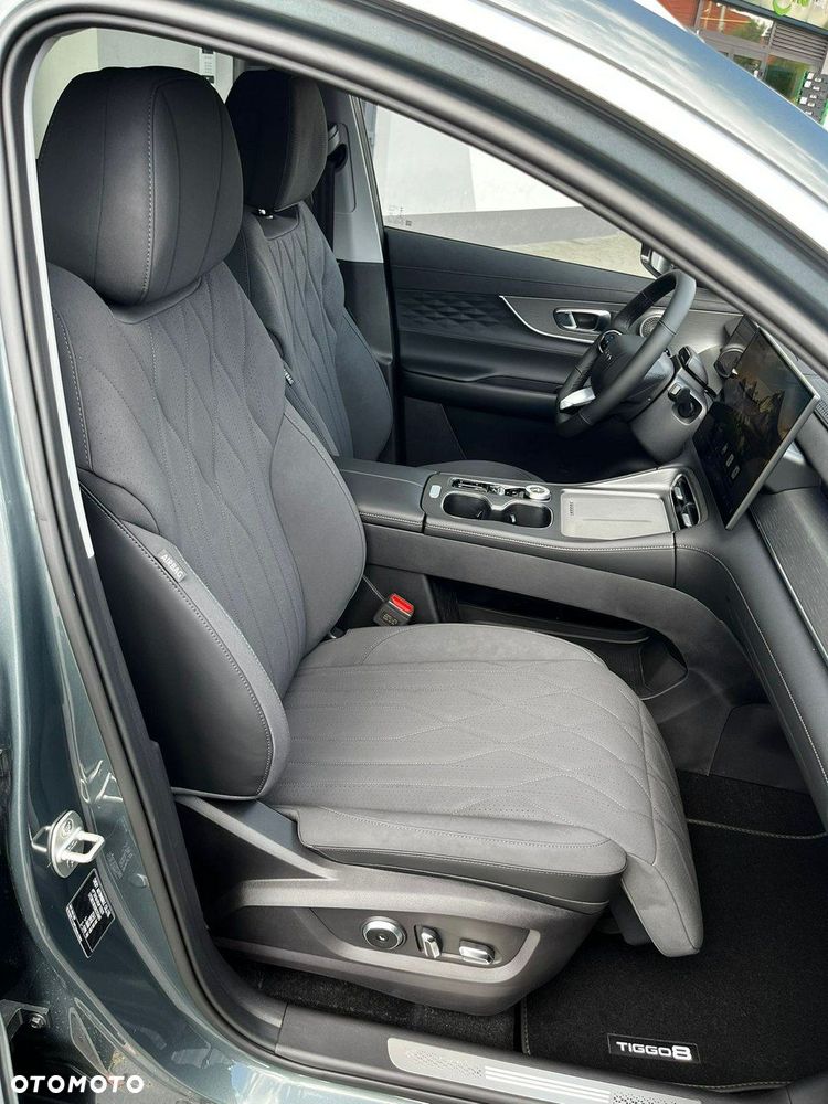 Chery Tiggo 8 - 18
