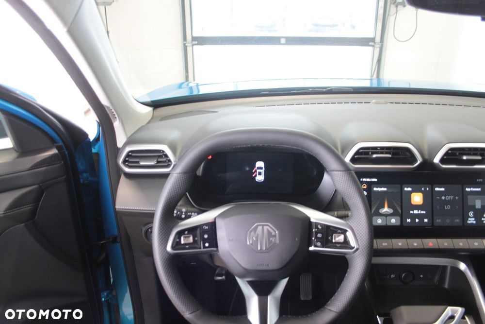 MG ZS Hybrid+ - 31