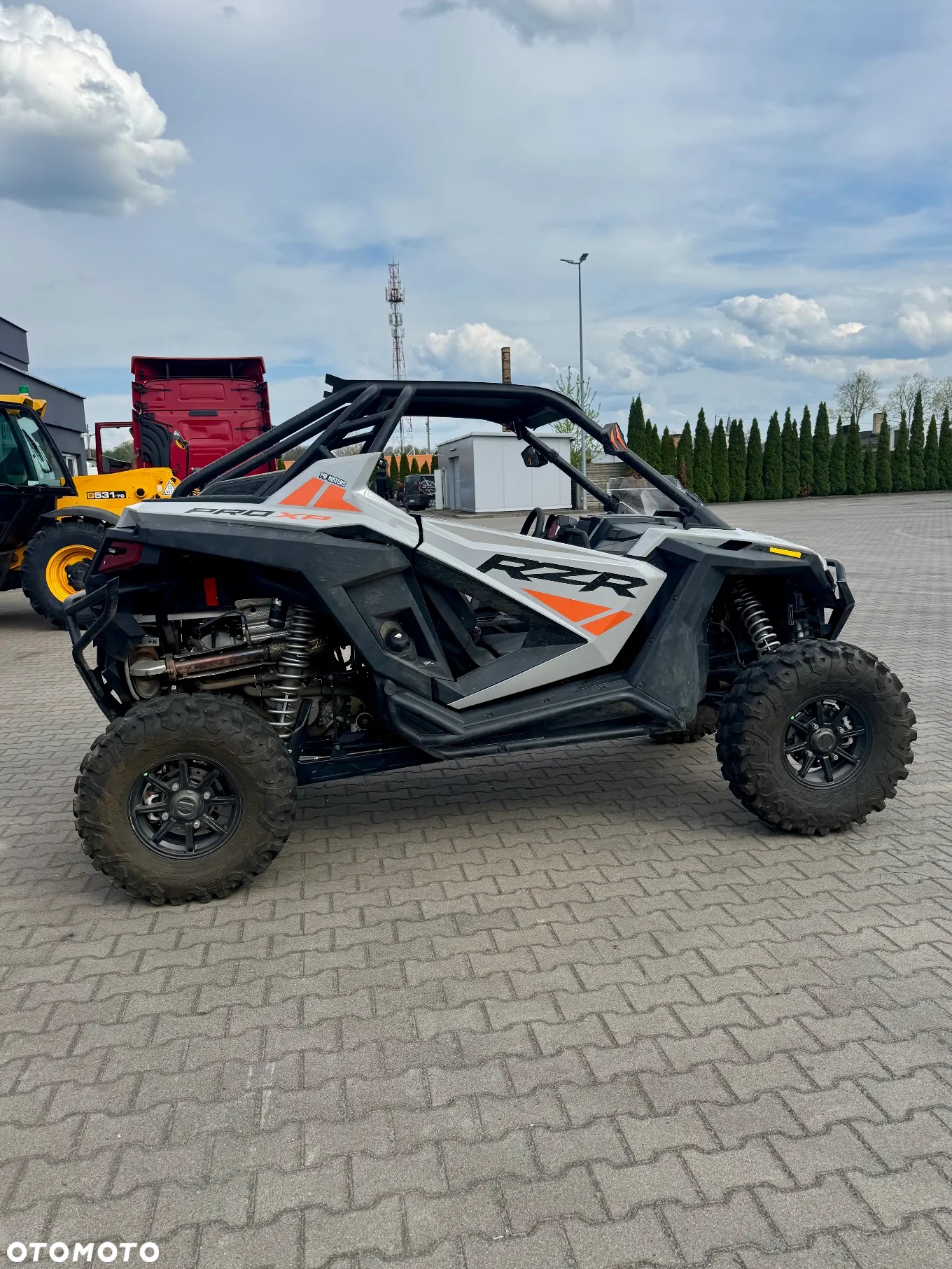 Polaris RZR