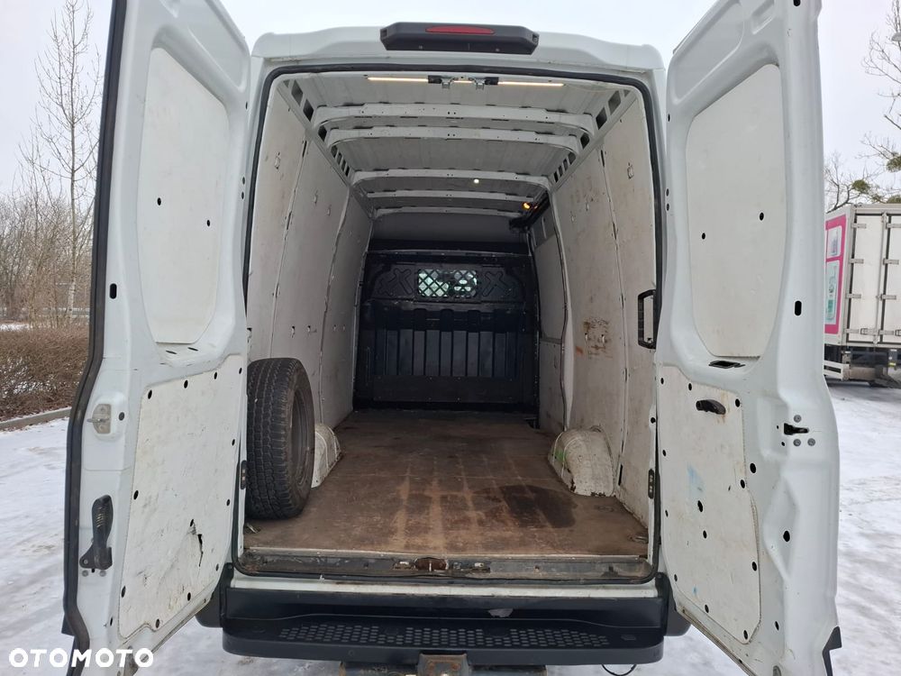 Iveco Daily 35s16 L3H2 - 23
