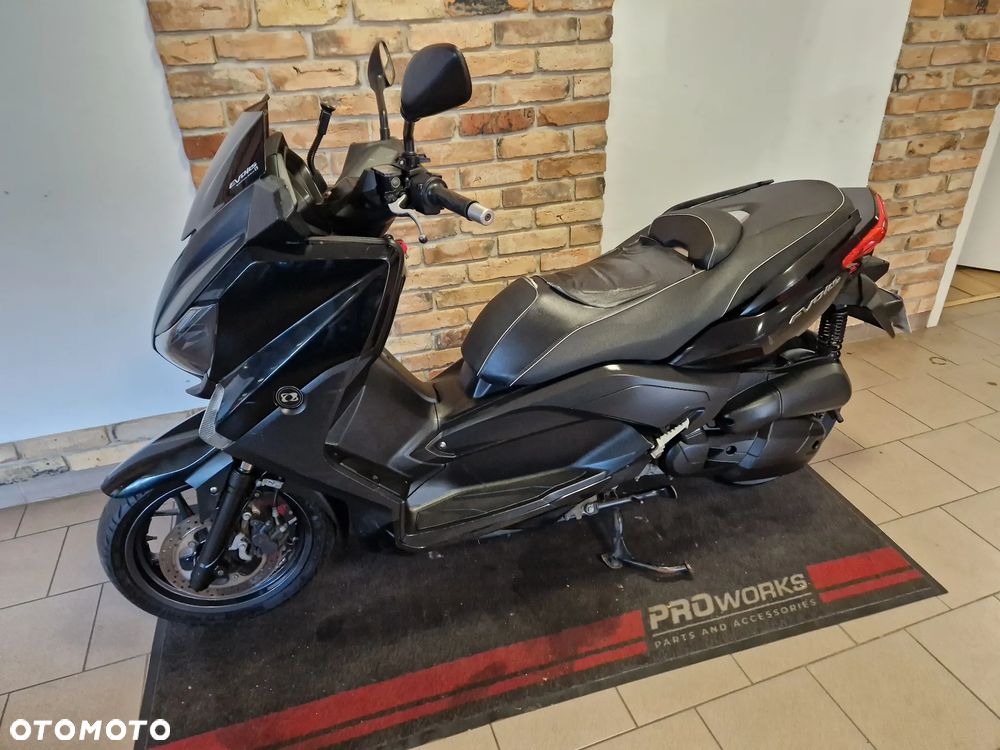 Yamaha X-max - 7