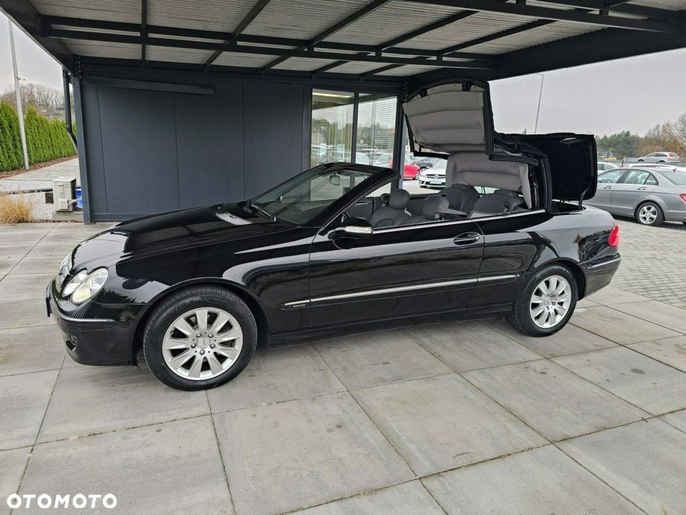 Mercedes-Benz CLK - 11