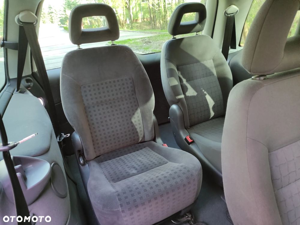 Seat Alhambra 2.0 TDI Style - 22