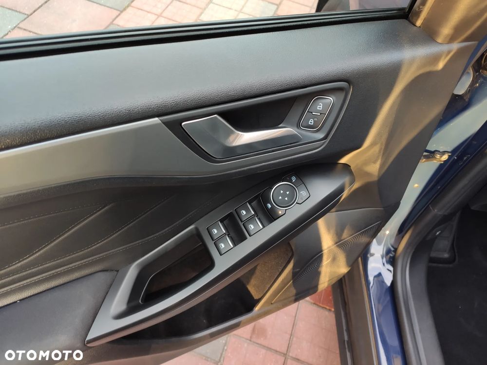 Ford Focus 1.0 EcoBoost Trend Edition - 20