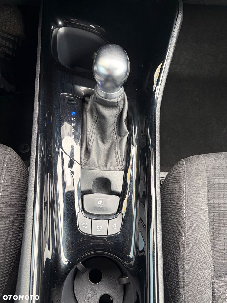 Toyota C-HR 1.8 Hybrid Style - 32