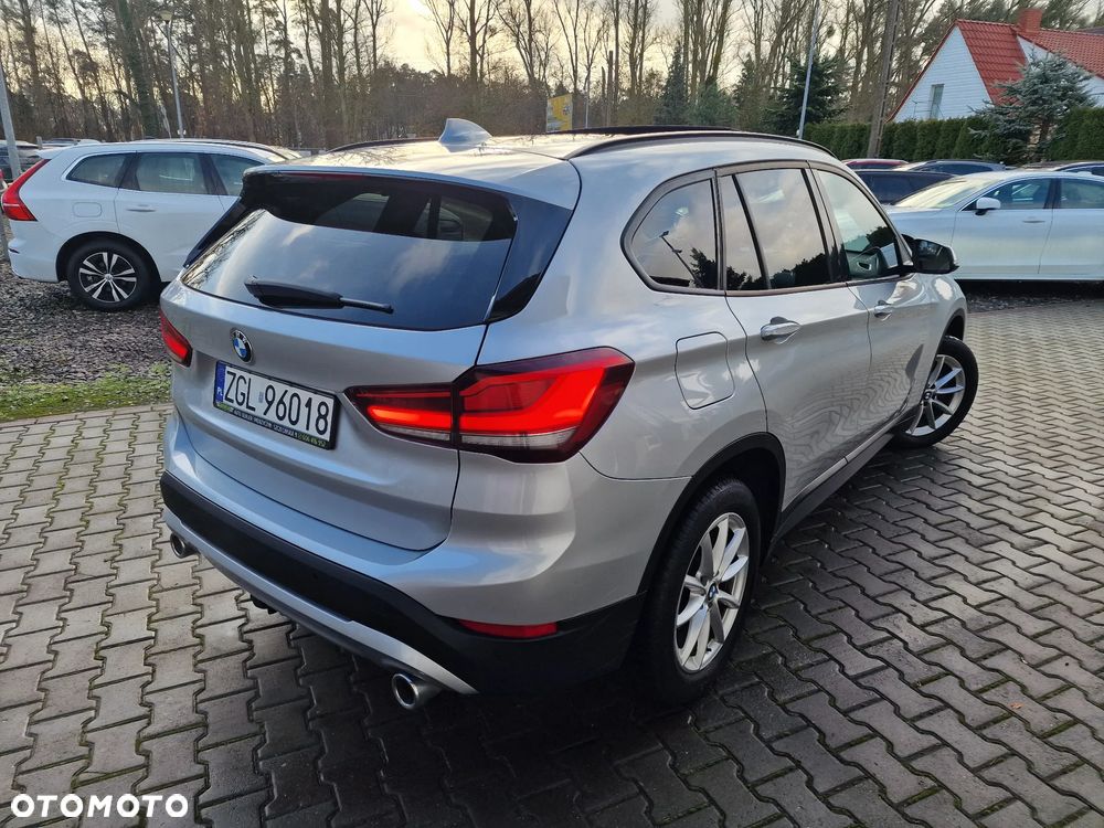 BMW X1 sDrive18d Sport Line sport - 4