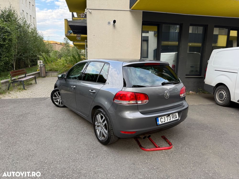 Volkswagen Golf - 5