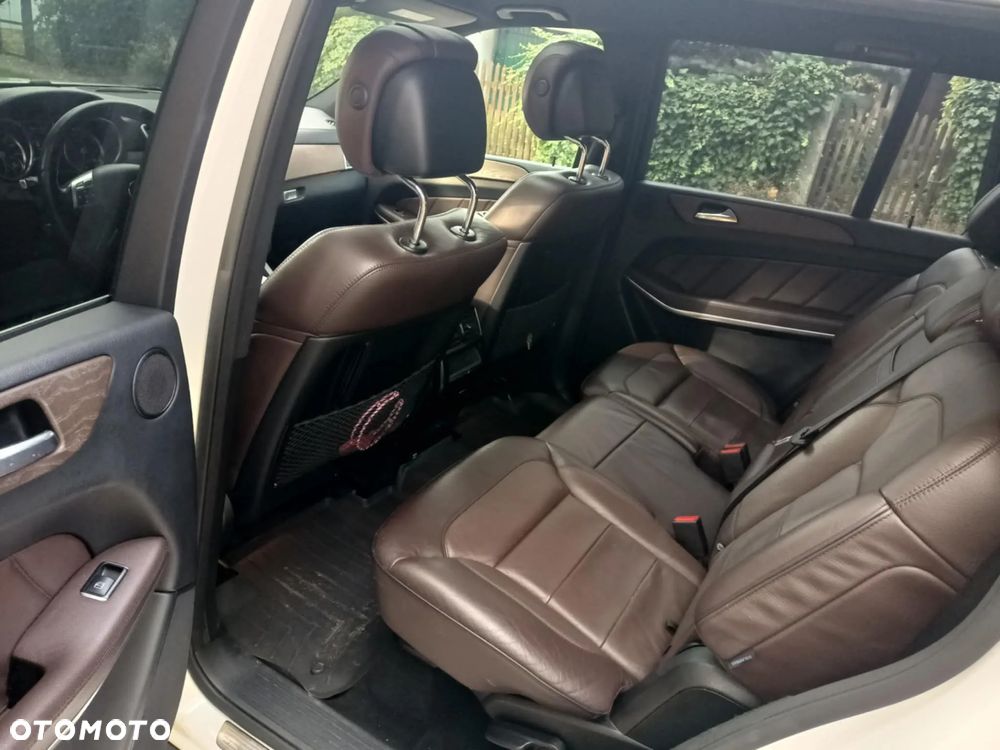Mercedes-Benz GL 500 4Matic (BlueEFFICIENCY) 7G-TRONIC - 10