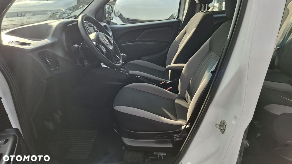 Fiat DOBLO - 12
