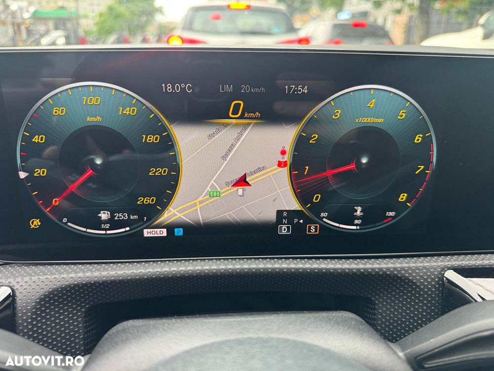 Mercedes-Benz CLA 35 AMG 4MATIC AMG Speedshift 7G-DCT - 21