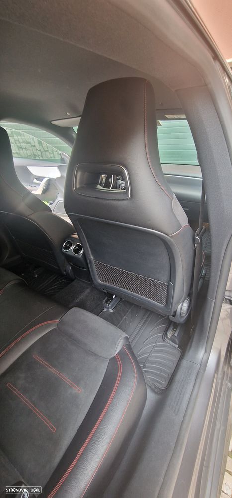 Mercedes-Benz CLA 200 d Shooting Brake AMG Line Aut. - 17