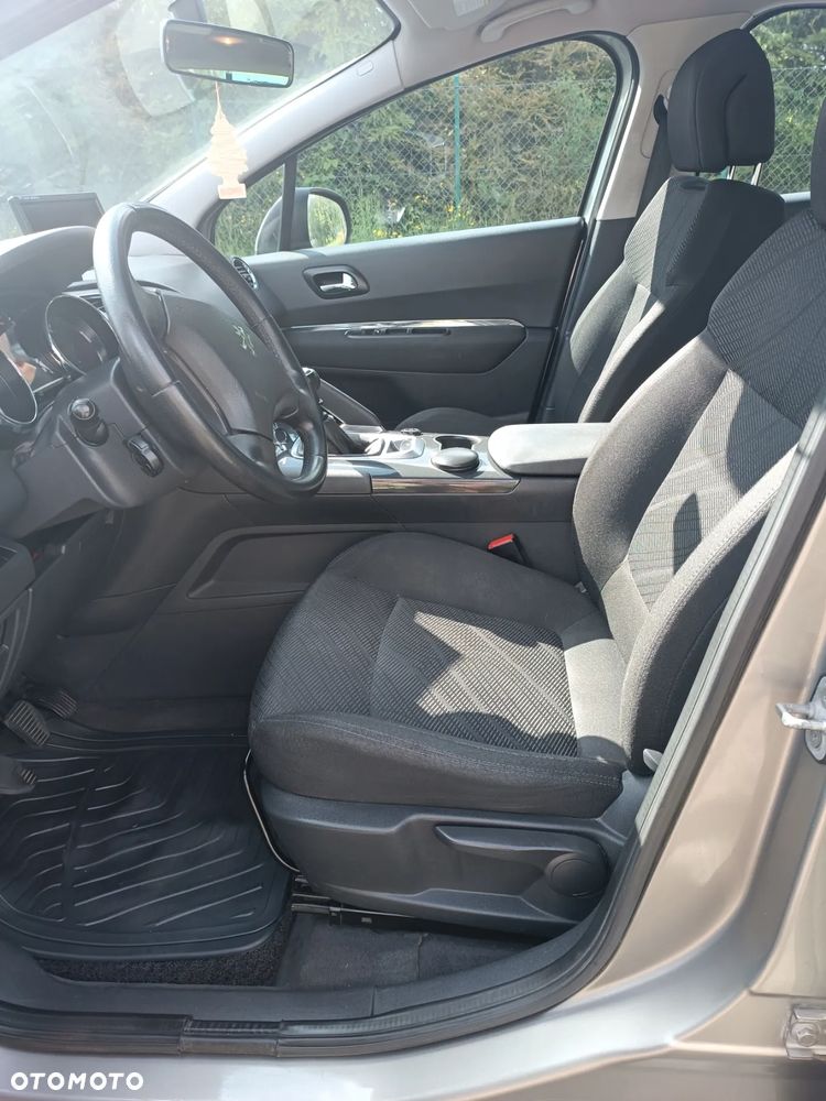 Peugeot 3008 - 10