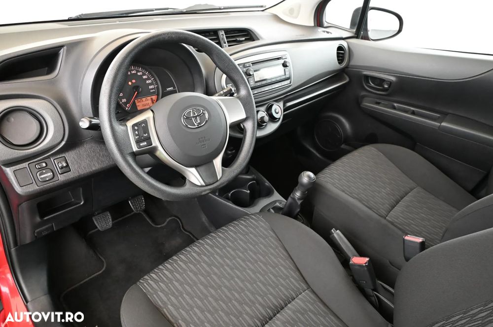 Toyota Yaris 1.0 VVT-i Cool - 12