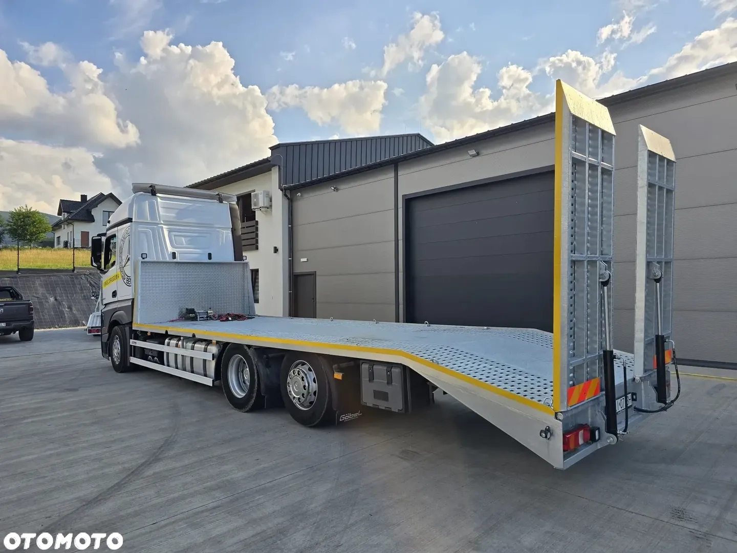 Mercedes-Benz ACTROS - 3