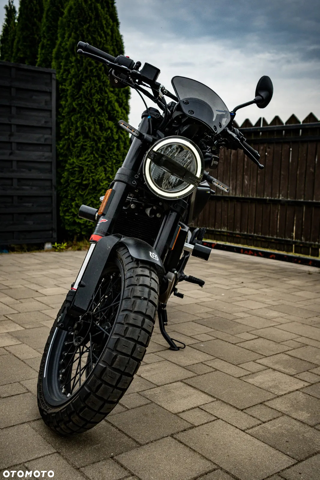 Husqvarna Svartpilen