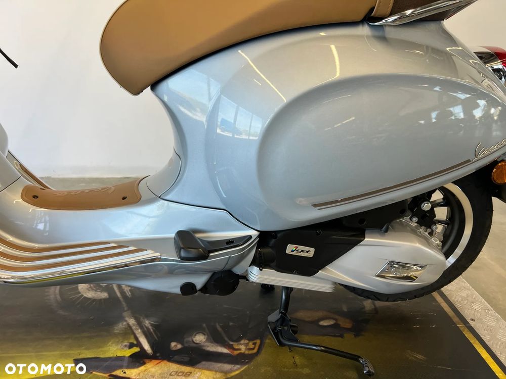 Vespa Primavera - 18
