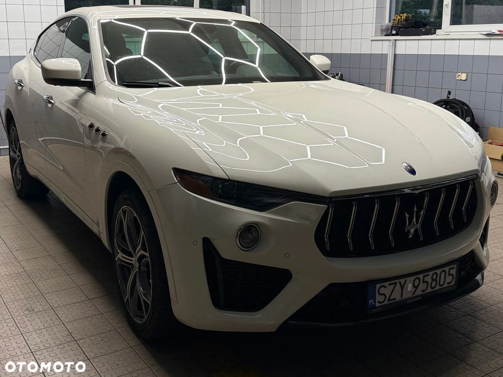 Maserati Levante Q4 GranSport - 5