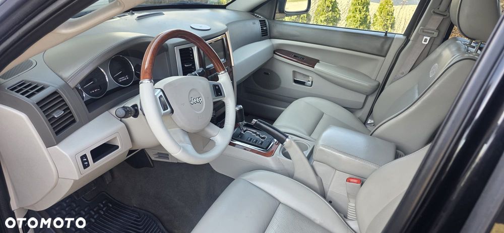 Jeep Grand Cherokee 3.0 CRD Overland Summit - 4