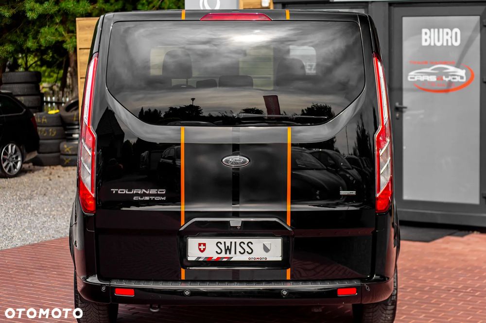 Ford Tourneo Custom 2.0 EcoBlue L1 Titanium SelectShift - 12