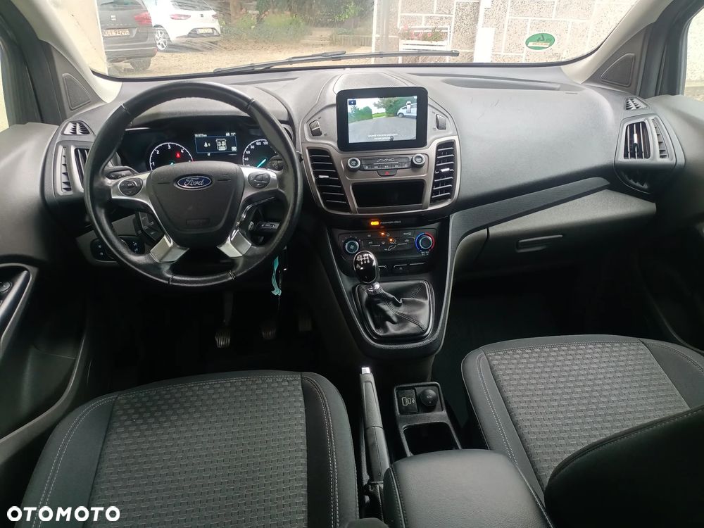Ford Tourneo Connect - 4
