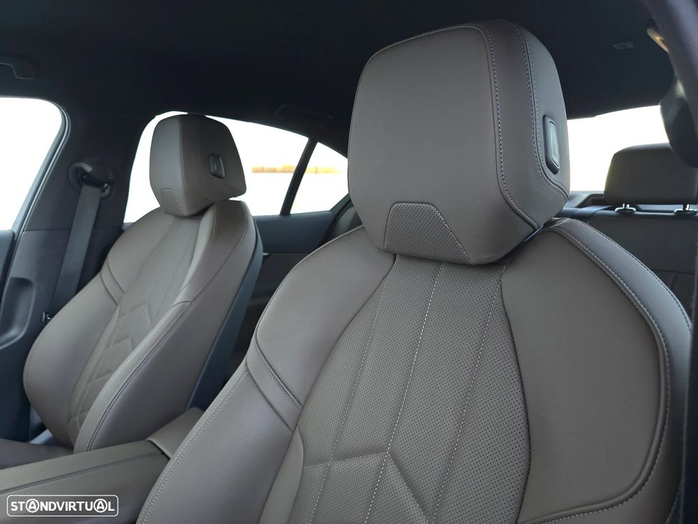 BMW i5 eDrive40 Pack Desportivo M - 35