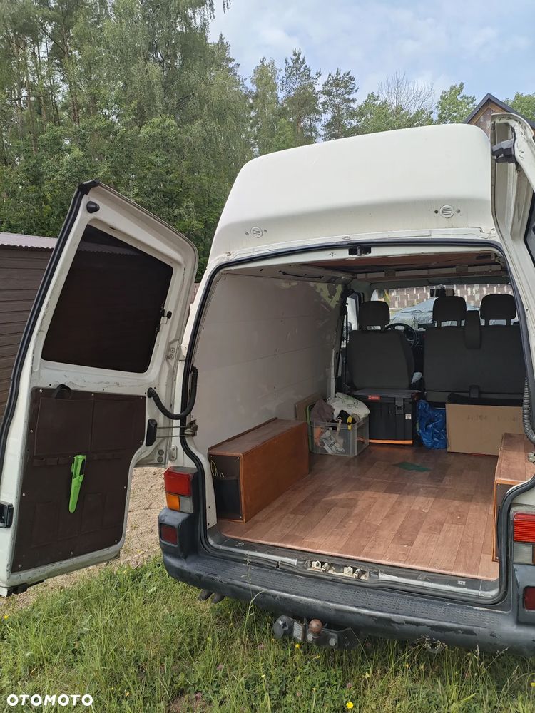 Volkswagen Transporter T4 - 11