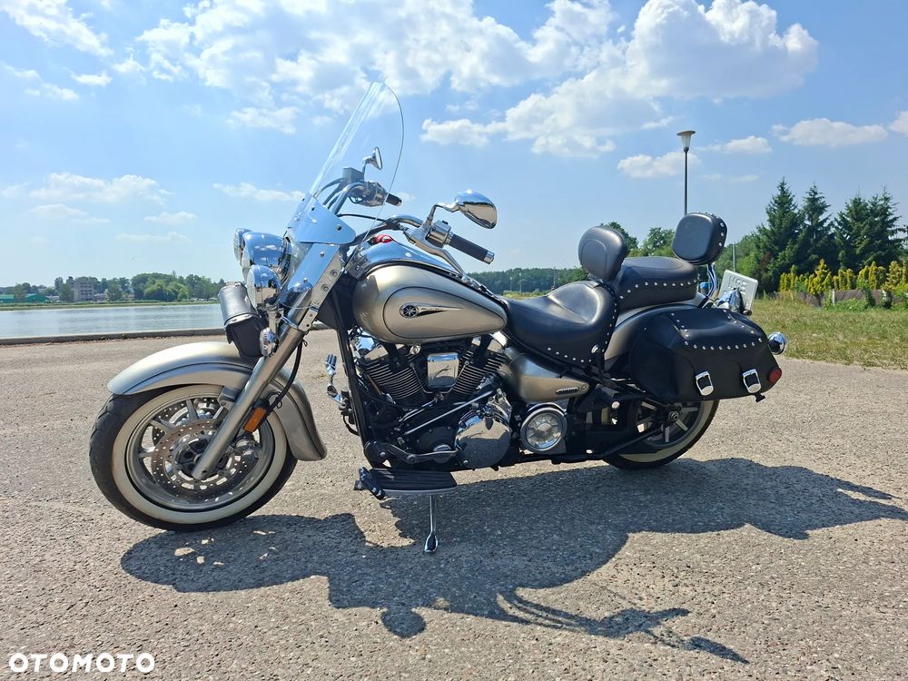 Yamaha Road Star - 2
