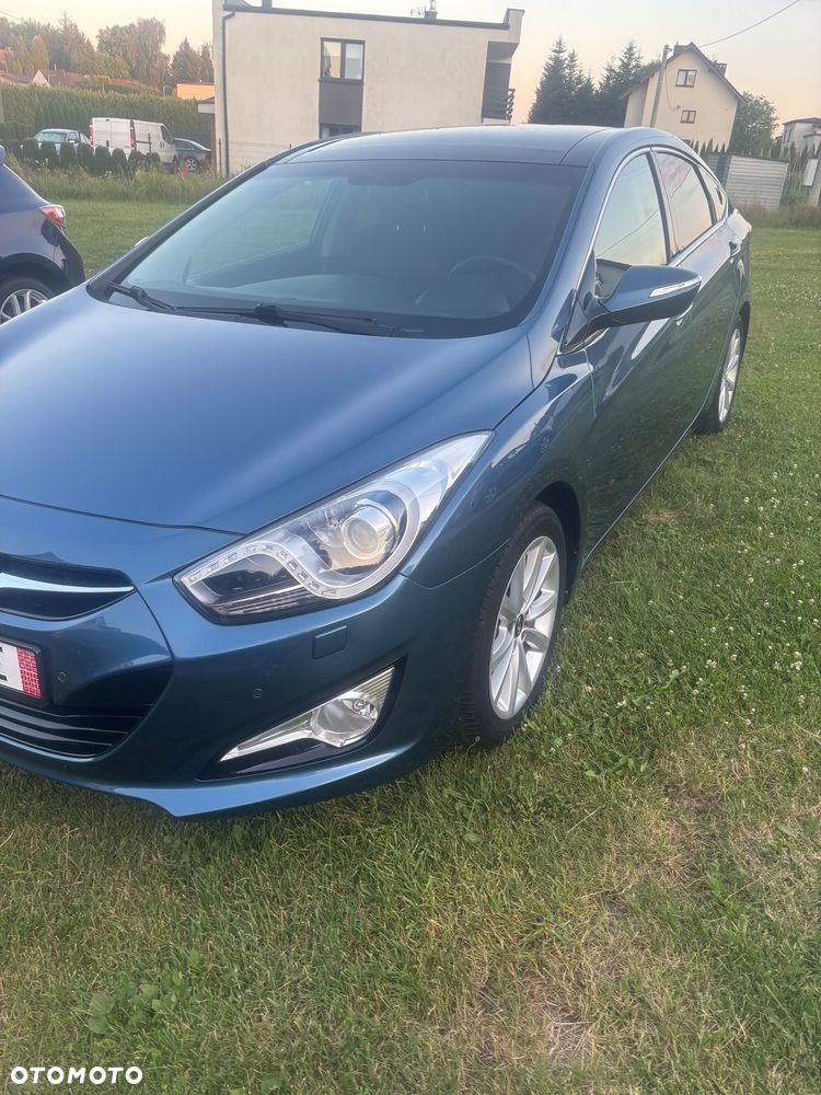 Hyundai i40 Kombi 2.0 Premium - 26