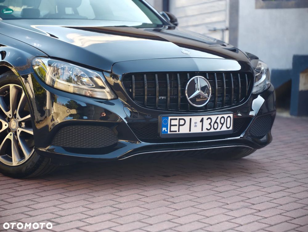 Mercedes-Benz Klasa C 180 7G-TRONIC Avantgarde - 31