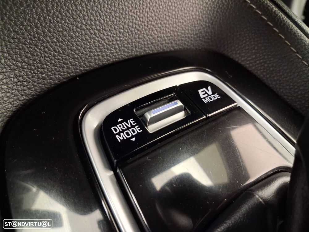 Toyota Corolla Touring Sports 1.8 Hybrid Comfort Plus - 28