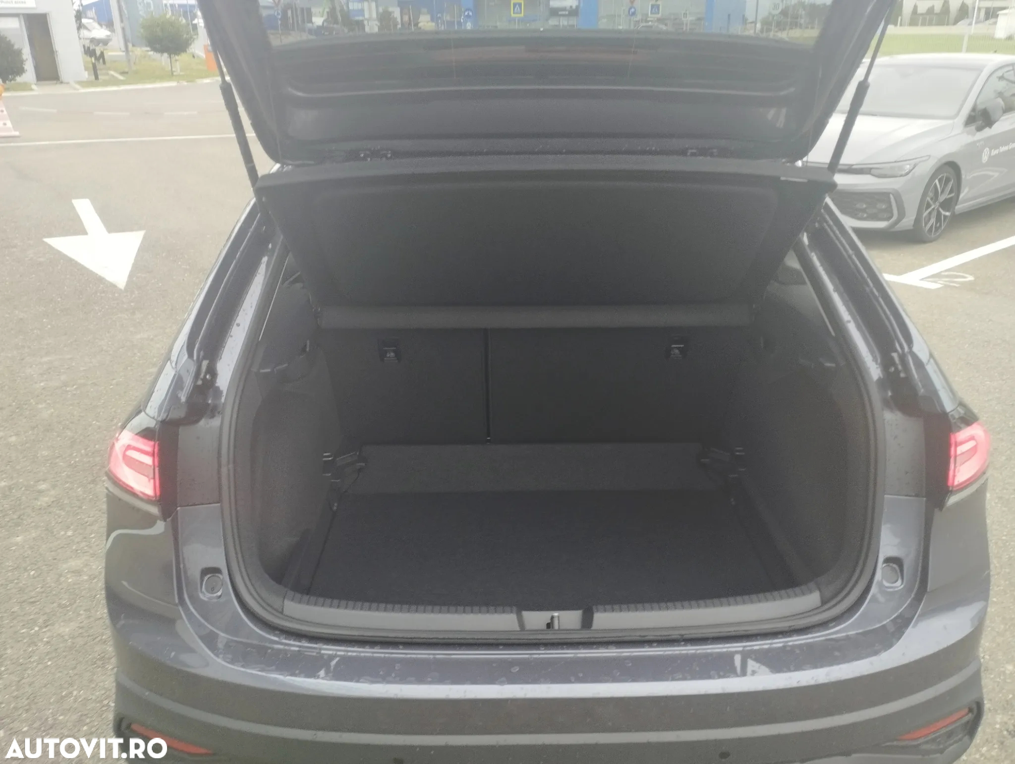 Volkswagen Taigo 1.5 TSI DSG Life - 9