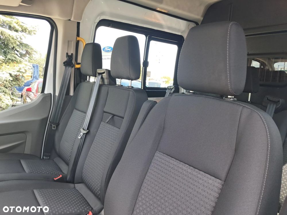 Ford Transit - 12
