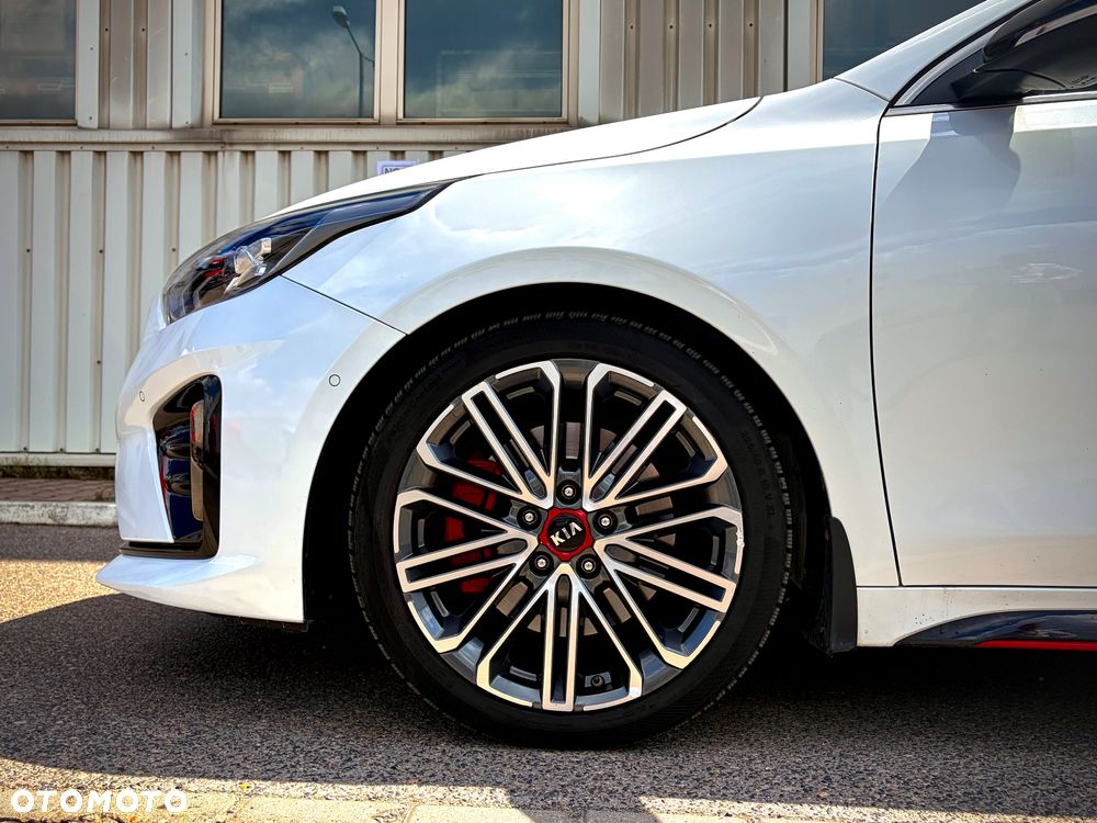 Kia ProCeed 1.6 T-GDI GT DCT - 6